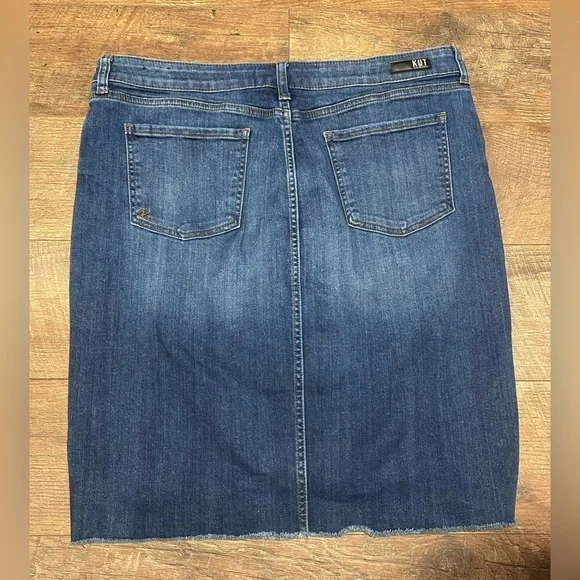 *SOLD* Kut From The Kloth “Connie” High-Low Denim Jean Skirt Size 14 - Picture 6 of 7